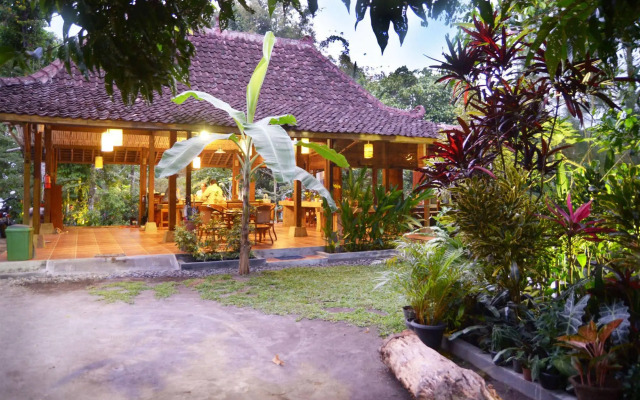 The Riverside Javanese Cottages
