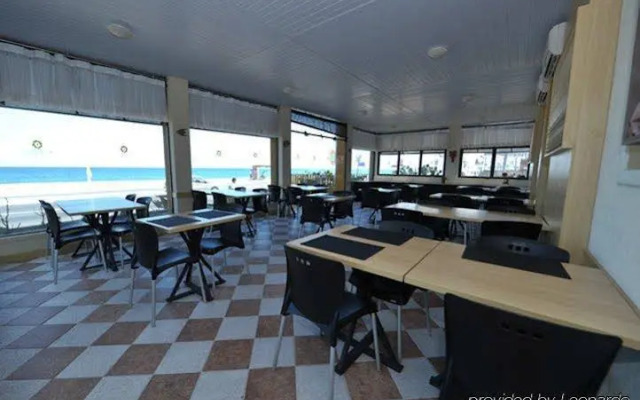 Sol Plaza Apartments