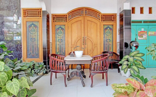 Capital O 92929 Hotel New Tirta Kencana Syariah