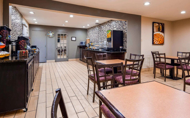 Best Western Red Carpet Inn