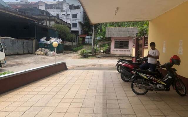 Hotel Pelita Terang by ZUZU