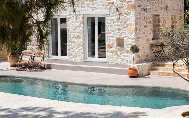 Villa Pela