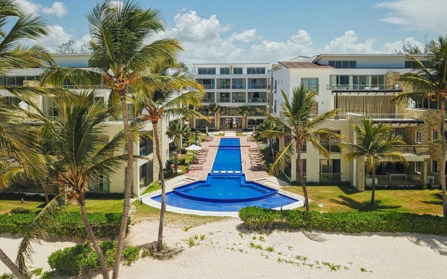 Luxury Beach Condo With Pool View Bh-102