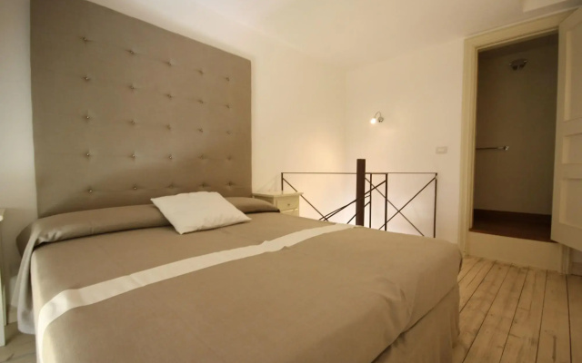 Ferrini Home Residence 150