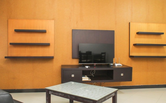 Comfortable 2Br With Extra Room At Crown Court Executive Condominium – Guest Rooms – Cikarang