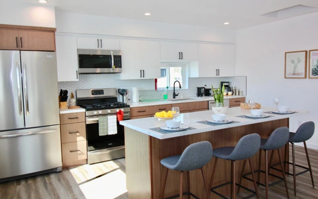 Los Angeles Villas 3BR 3BT Parking