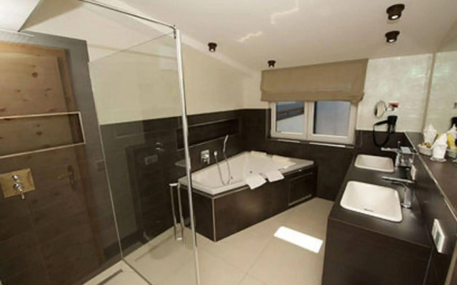 JUFA Alpenhotel Saalbach