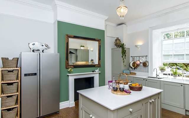 3 Berkeley Square