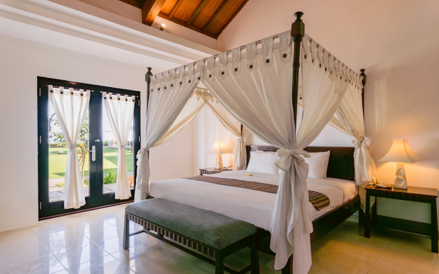 Legong Keraton Beach Hotel