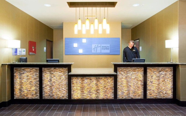 Comfort Inn & Suites Brighton Denver NE Medical Center