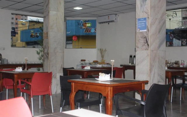 Hotel Oscar Blue