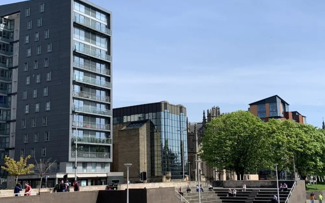 Clyde Waterfront Apartments