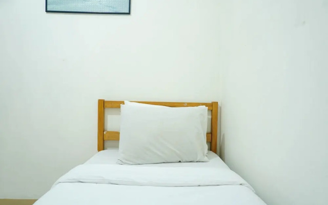 Homey and Warm 2BR Mediterania Palace Apartment