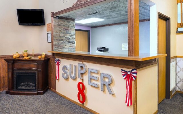 Capital O Amerihost Inn and Suites Kingdom City Hwy 54 MO