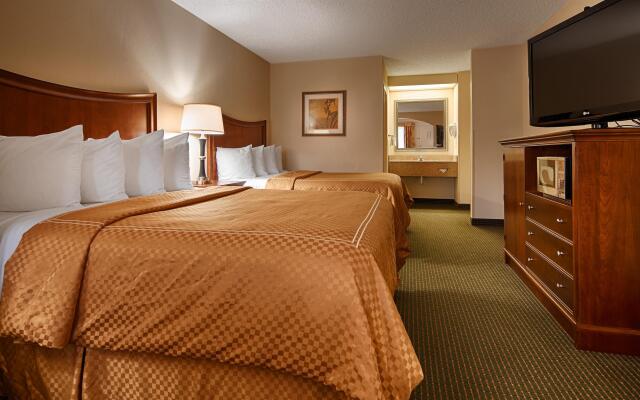 Best Western Inn & Suites - Monroe