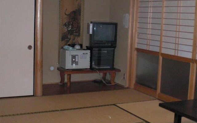 Ryori Ryokan Jumboike