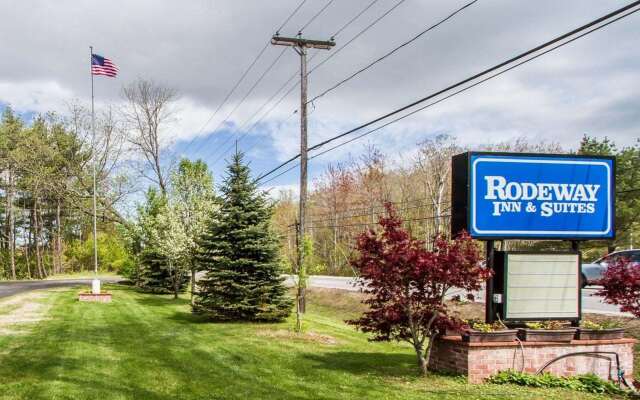 Rodeway Inn & Suites Brunswick near Hwy 1