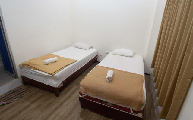 OYO 2240 Simpang Tujuh Residence