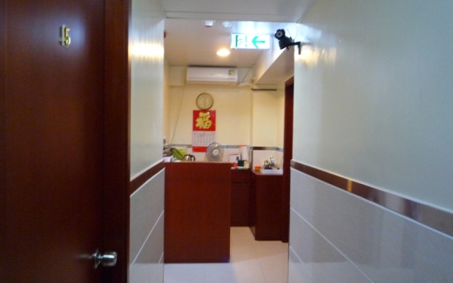 E-Dragon Hotel