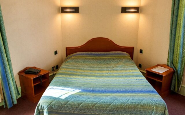 Logis Hotel Restaurant Croix Verte