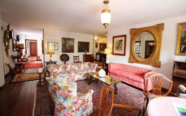 Hotel Santillana