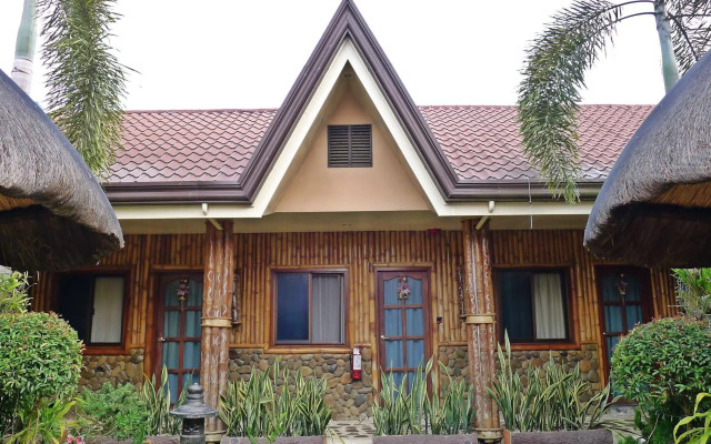 OYO 676 Casa Fuerte Bed And Breakfast