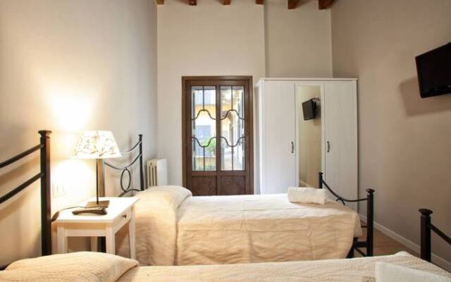 La Corte de Milan Guest House