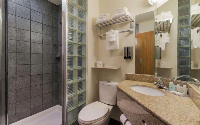 Quality Inn & Suites Red Wing