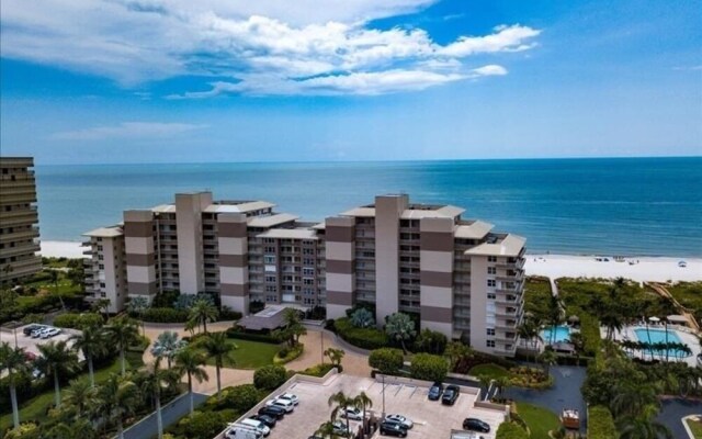Som 112 - Somerset 2 Bedroom Condo by Redawning