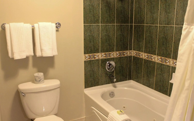 Rodd Crowbush Golf & Beach Resort