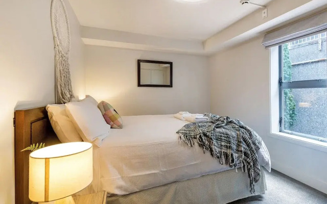 Alpine Village - 2 Bedroom Executive Apartment