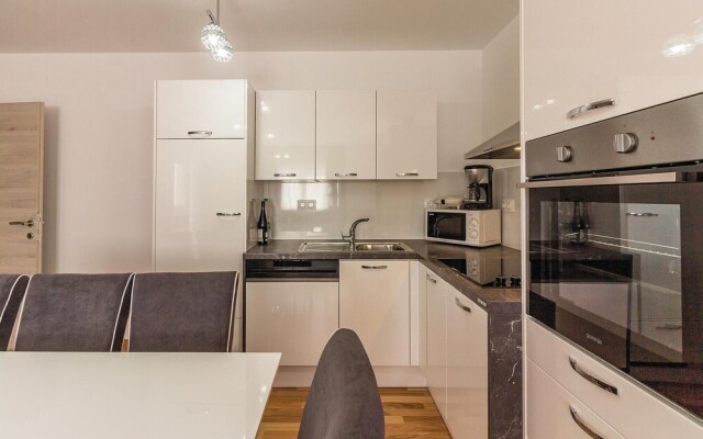 Nice Home in Medulin With Wifi and 3 Bedrooms