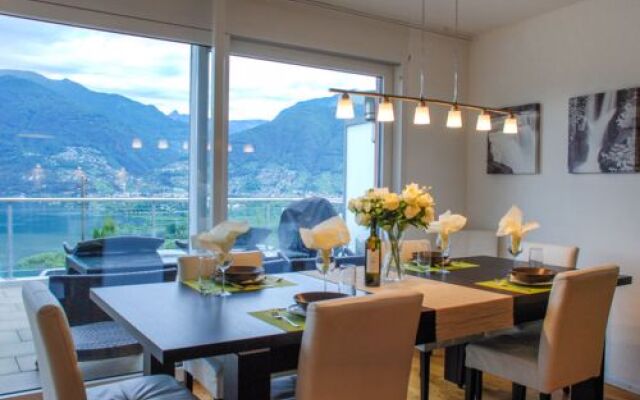 Vista Lago Maggiore 1.floor left