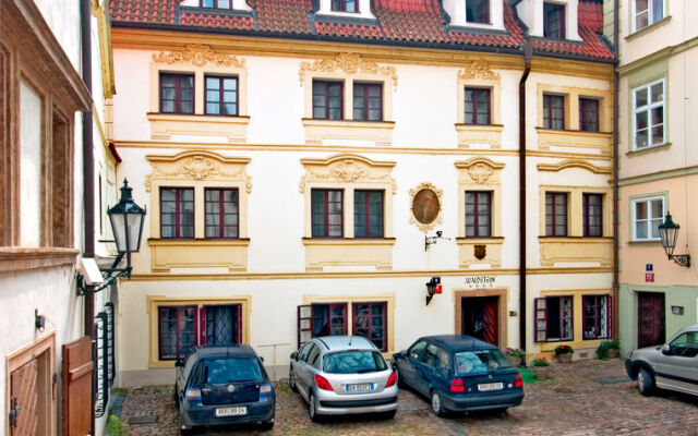 Waldstein Hotel