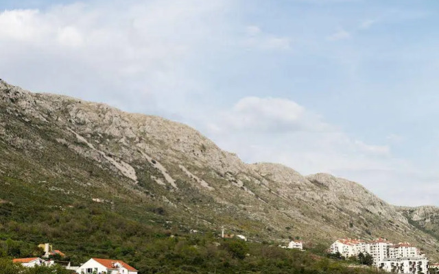 Apartments Mondo