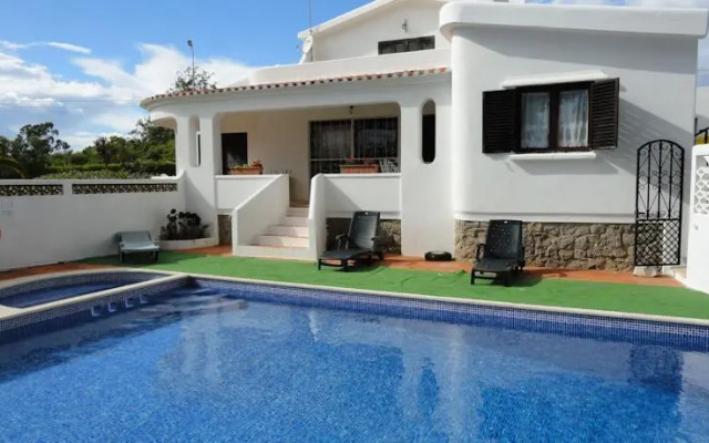 Villa El Alcazar