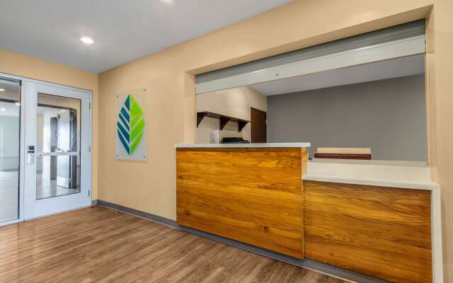 WoodSpring Suites Miramar