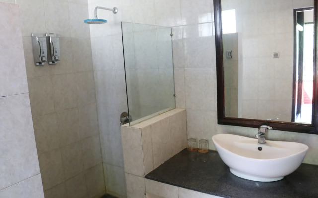 Puri Saron Hotel Baruna Beach Cottages