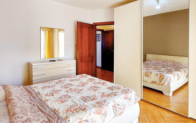 Stunning Apartment in Castelsardo With 4 Bedrooms