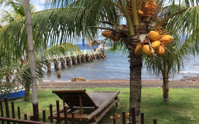 Dumaguete Springs Beach Resort