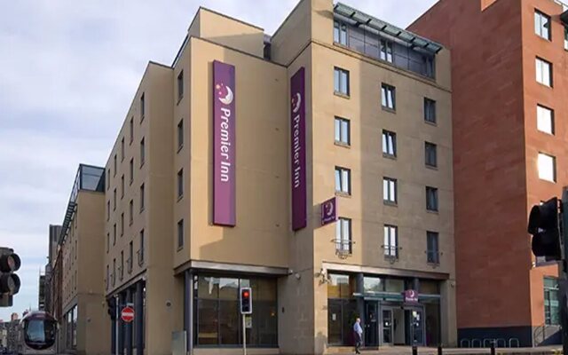 Premier Inn Lauriston Place