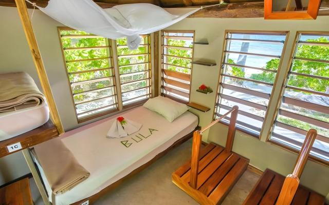 Barefoot Manta Island Resort and Marine Sanctuary