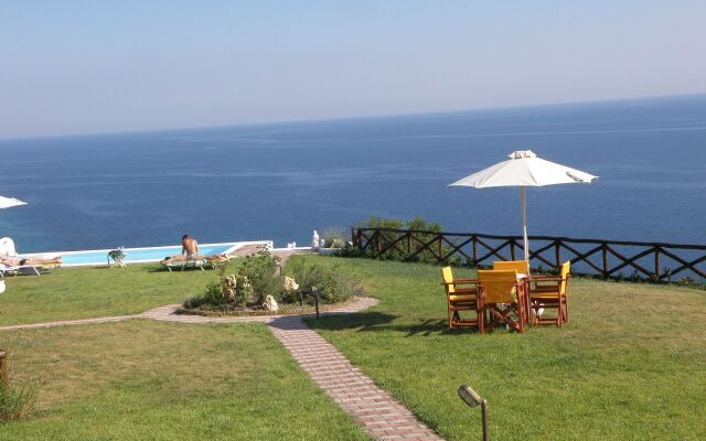 Koumaros Villas