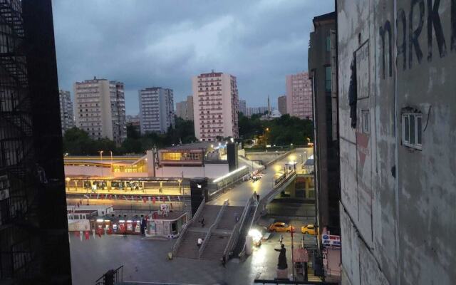 Midtown Hotel Apartments 404