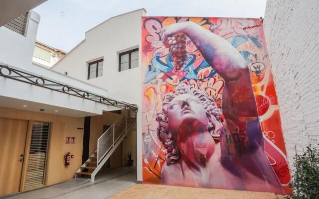 Mythic Valencia Hotel
