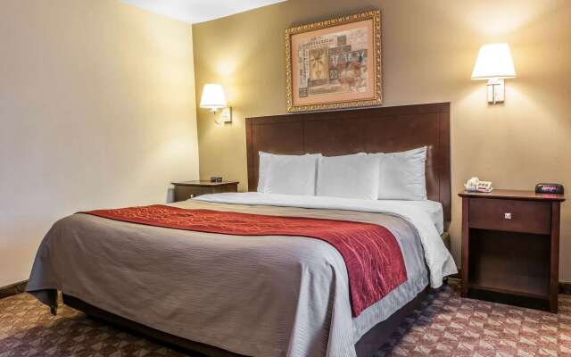 Quality Inn Defiance