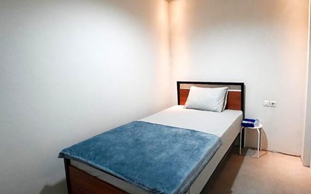 Hostel 18 Pasangan Butuh Surat Nikah