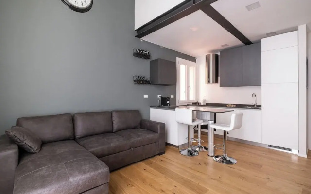 Mazzini Elegant Apartment