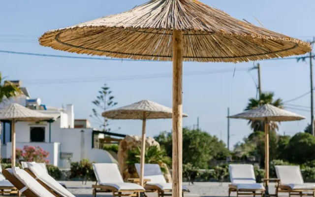 Naxos Finest Hotel & Villas