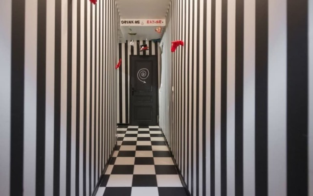 Suivez le Lapin Blanc